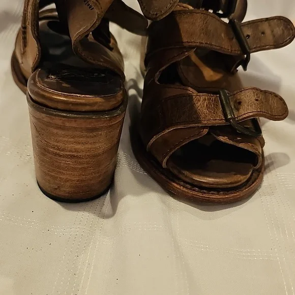 Freebird Brown FB Quail Sandals with Adjustable Straps Womans 7 - Picture 3 of 10